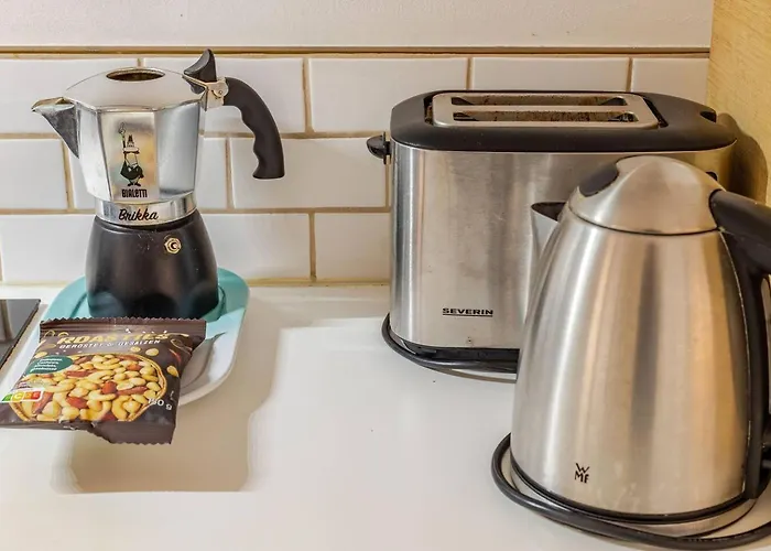 In Einem Ruhigen Garten, In Der Mitte *